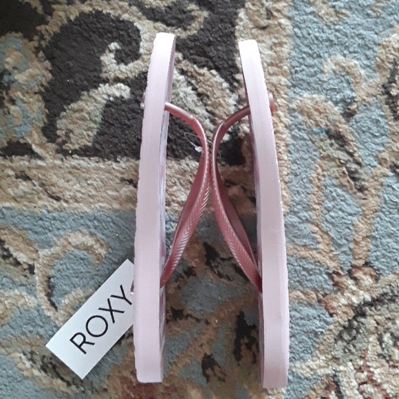 7x*Host Pick*Roxy adorable flip flop sandals - Picture 12 of 16